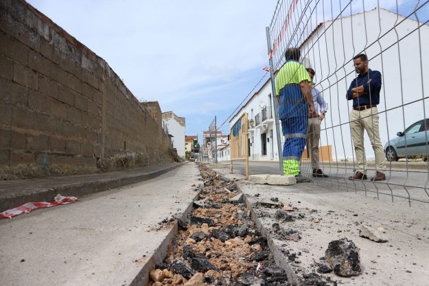 renovación saneamiento calle olivo san benito
