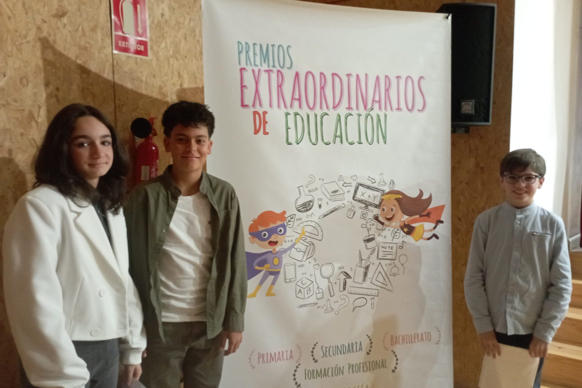 premios extraordinarios educación